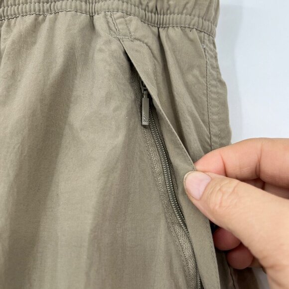 The North Face men's shorts stretch waist mens size XL shorts tan Brown Nylon - Picture 3 of 11